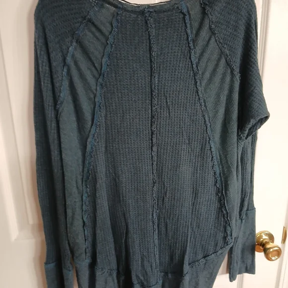 We The Free Catalina Thermal Top Free People Teal Size L Boho Oversized Casual - Picture 9 of 10